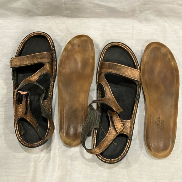 Naot sparkly copper Sandals Velcro adjustable Ankle & toe Straps & Wedge Sole. - Picture 10 of 11